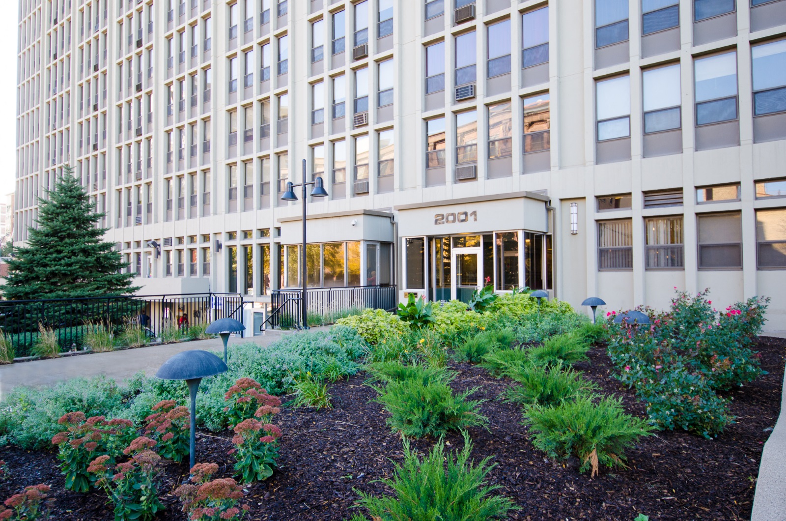 Photos and Video of Long Grove House in Chicago, IL